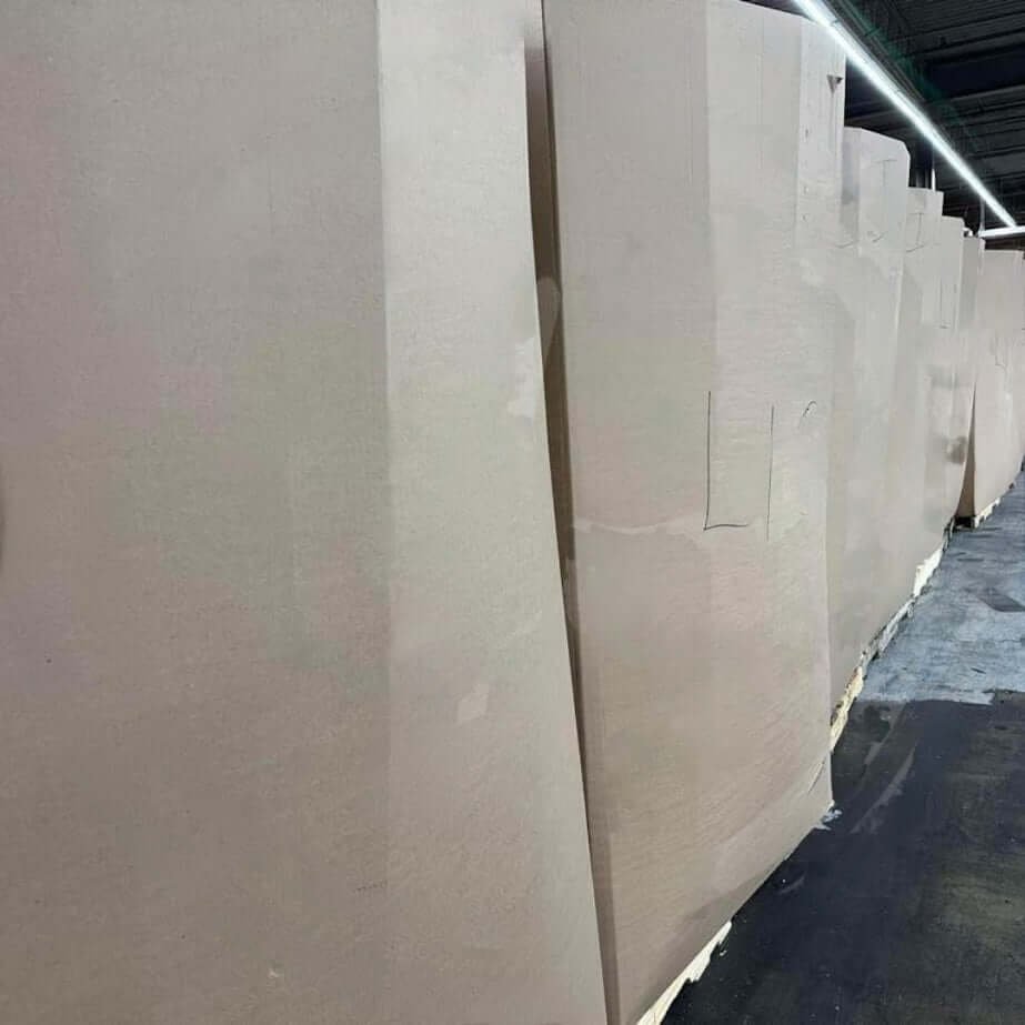 7ft-amazon-bin-store-truckload-liquidation.jpg