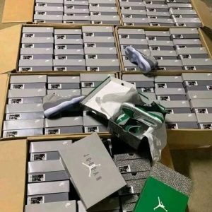 Air Jordan Shoes (100 Pairs) Liquidation Pallet - Image 2