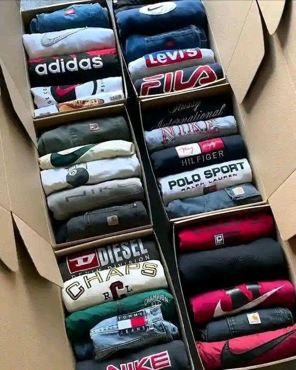 Clothing-Overstock-Wholesale-Palletsd.jpg