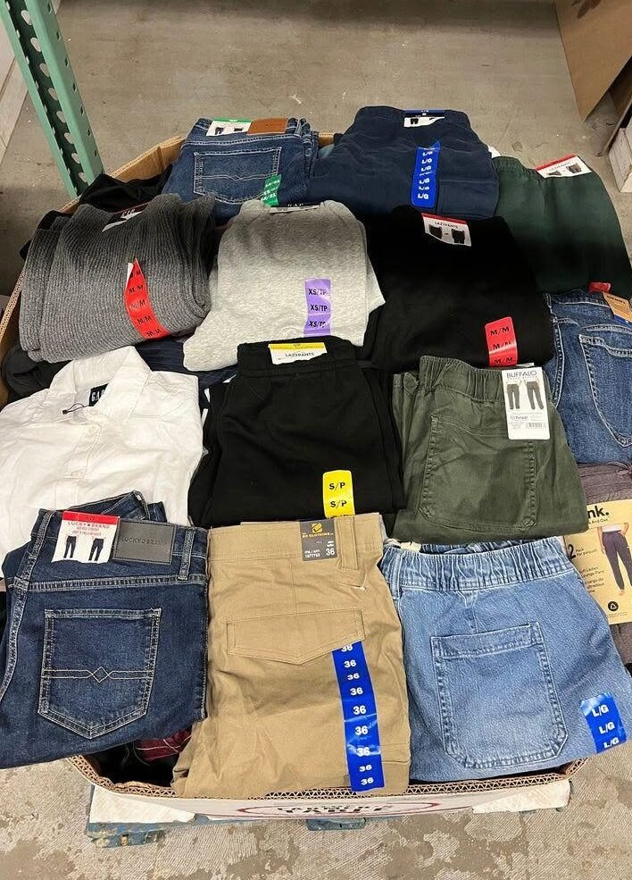 Costco-Clothing-Pallets-e1788858471345.jpg