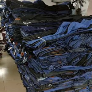 Jeans Liquidation Pallet - Image 2