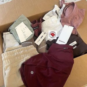 Lululemon Apparel Liquidation Pallet - Image 2