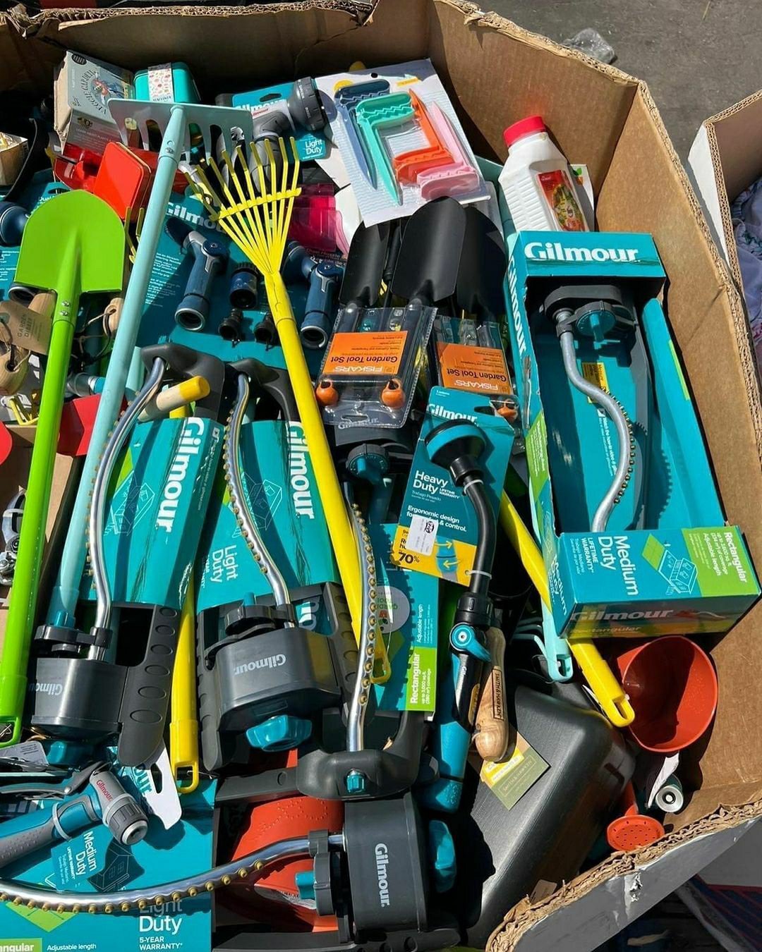 Jardineria-Target-Tools-pallets1.jpg Target Garden Tools Liquidation Pallet - Image 2