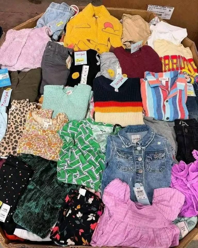 Kids-Clothes-Palletsee.jpg