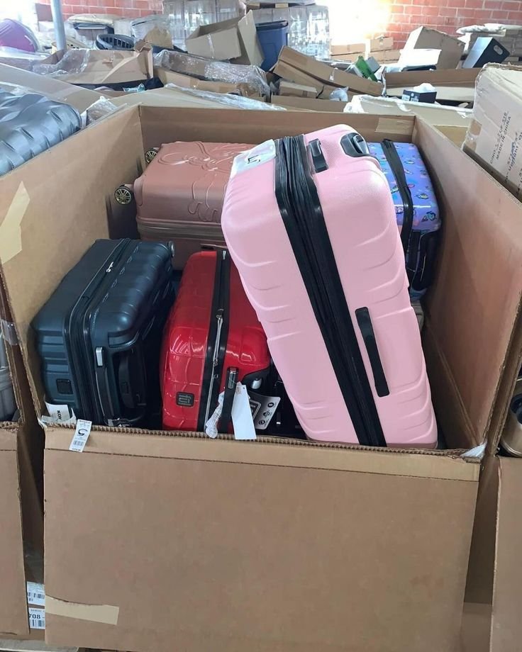 Luggage-Travel-Bags-PalletsO.jpg