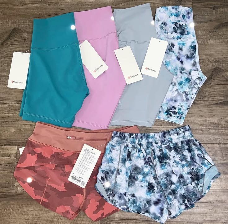 Lululemon-Shorts-Clothing-Pallets-ds.jpg