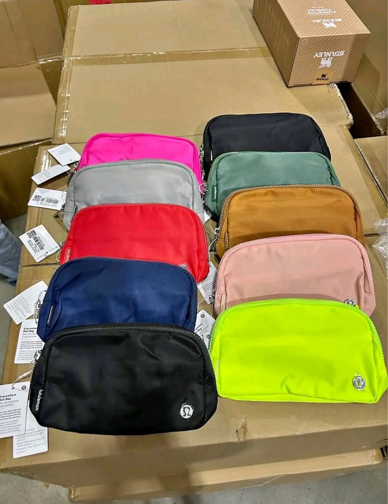 Lululemon-Waist-Bags-WholesaleF.jpg