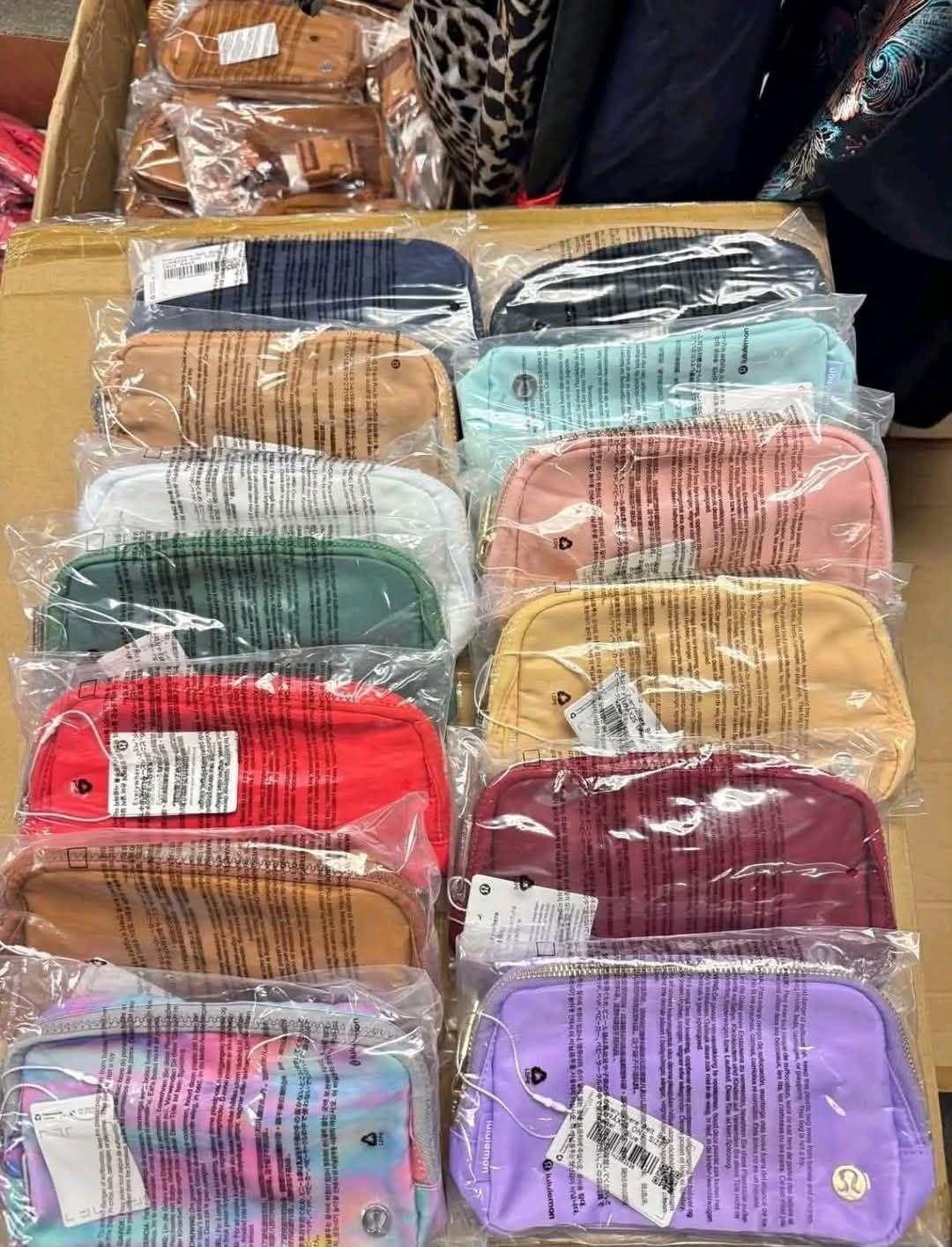 Lululemon-Waist-Bags-WholesaleGG.jpg