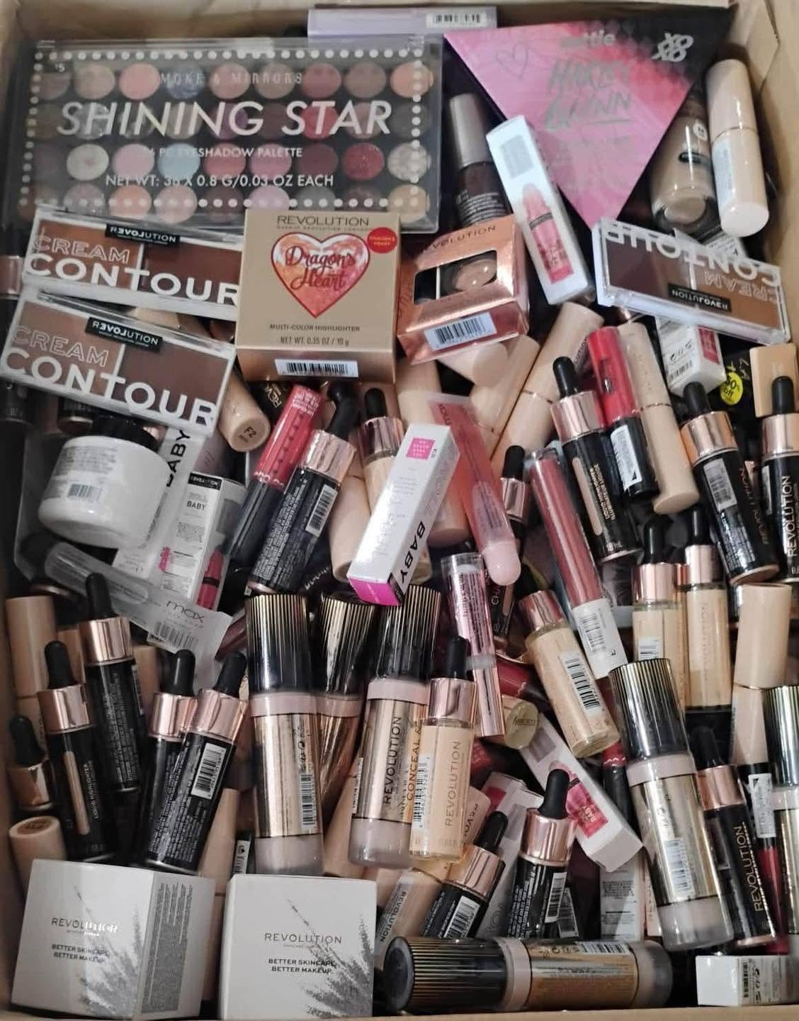 Makeup-and-Beauty-Palletsds.jpg