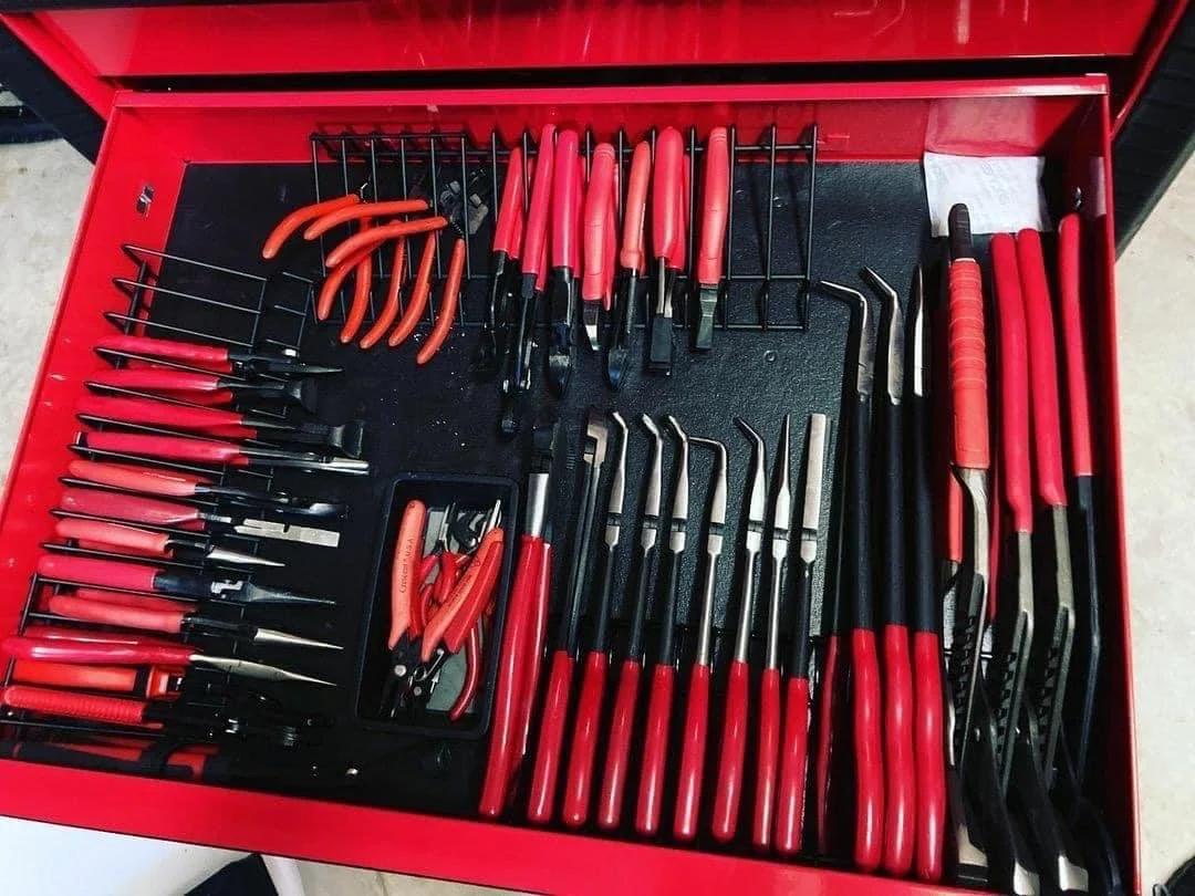 Milwaukee-Tools-Pallets5.webp