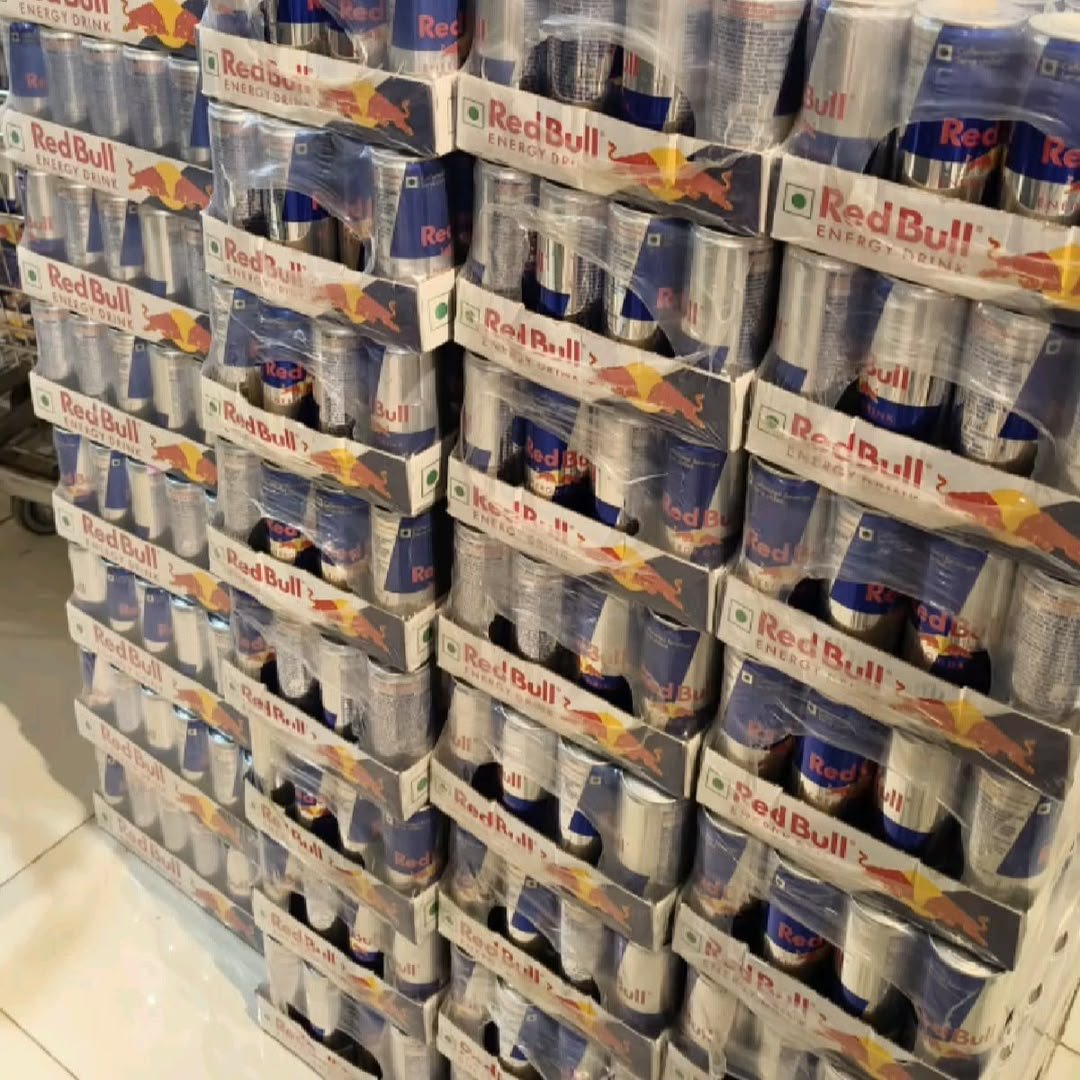 Red-Bull-Energy-Drink-Pallet5.jpeg