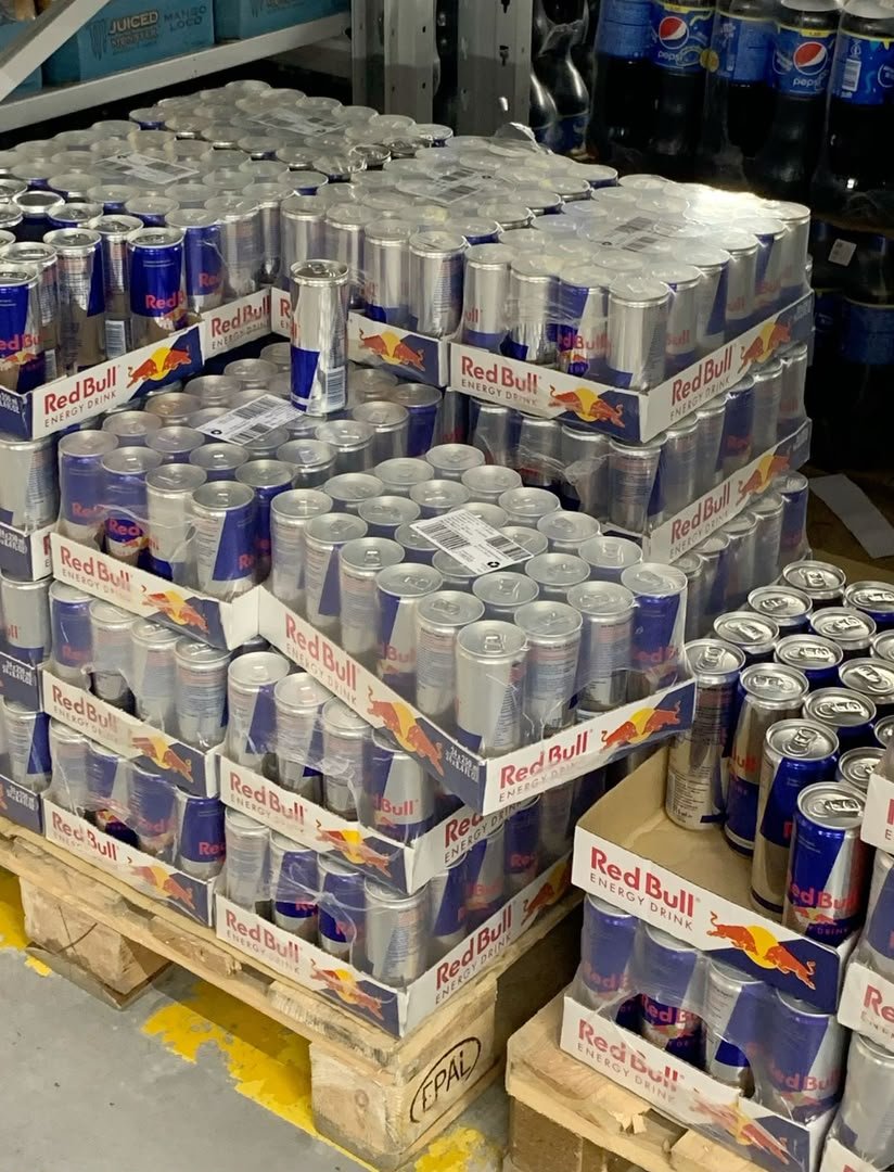 Red-Bull-Energy-Drink-Pallet6.jpeg
