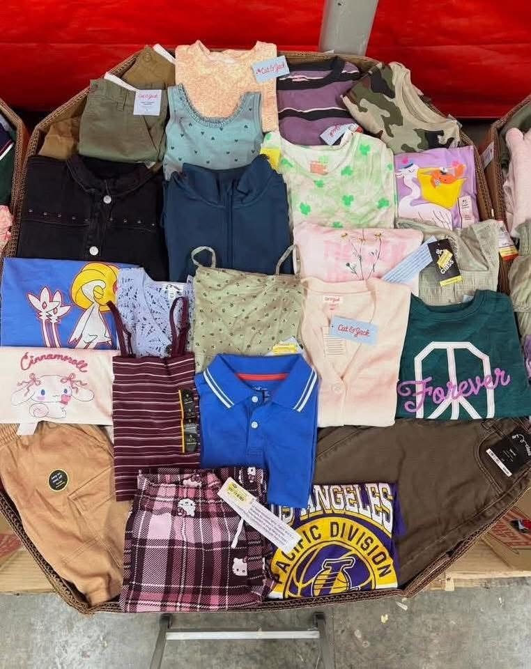 Target-Kids-Clothes-Liquidation-Pallets6.jpg