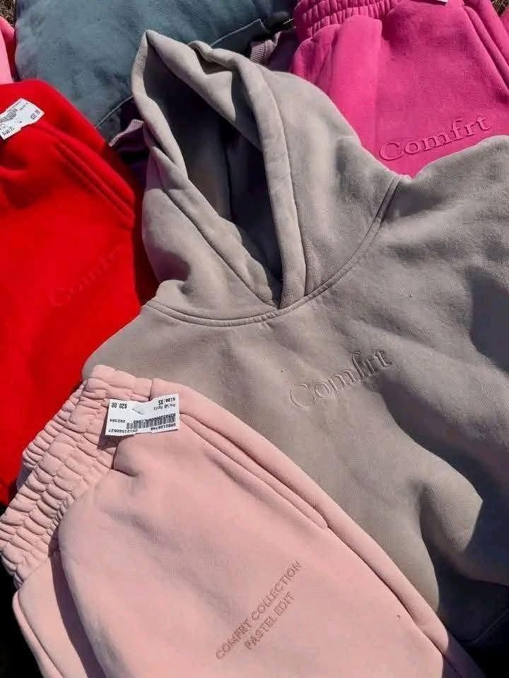 Wholesale-Comfrt-Clothing-Palletsds.jpg