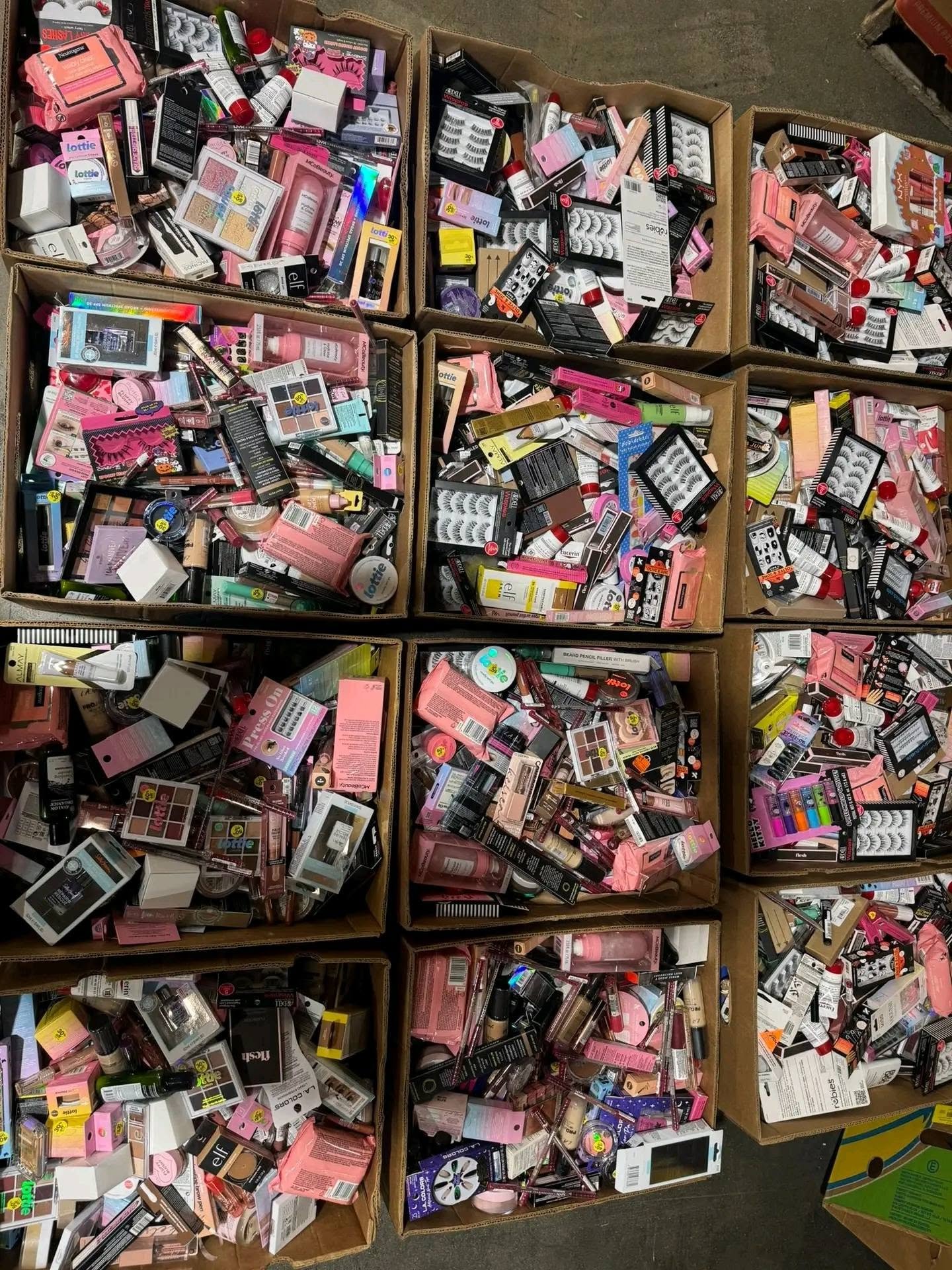 Wholesale-Cosmetics-Pallets344.jpg