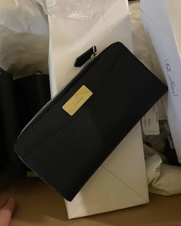Wholesale-Handbags-Pallets8.webp