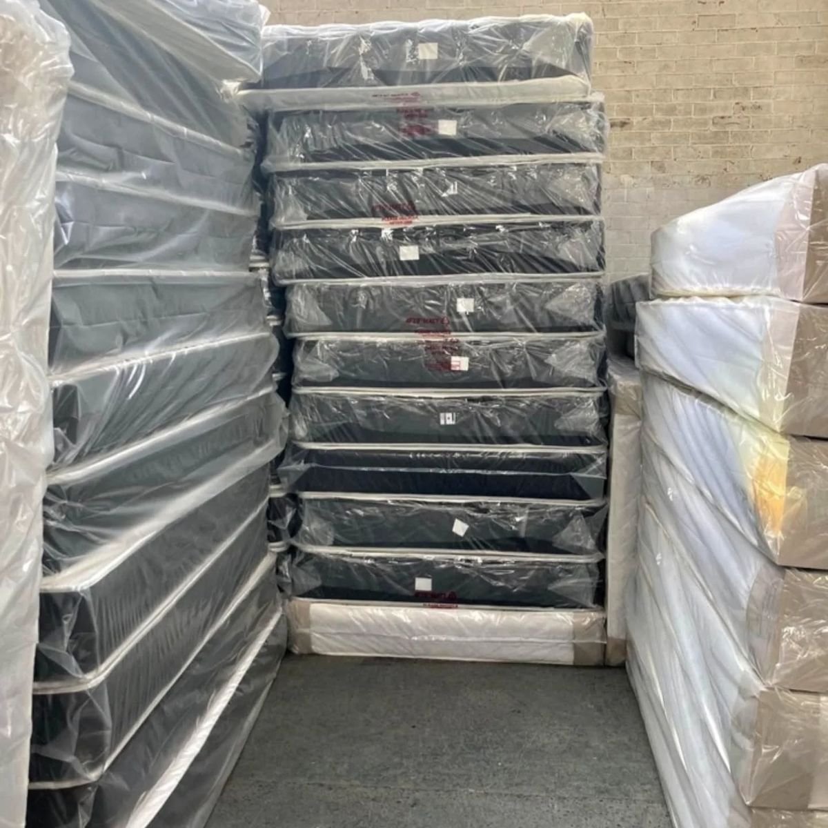 Wholesale-Mattress-Palletsee.jpg