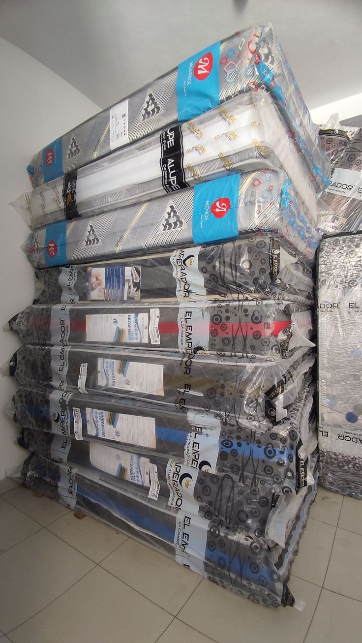Wholesale-Mattress-Palletsrt.jpg