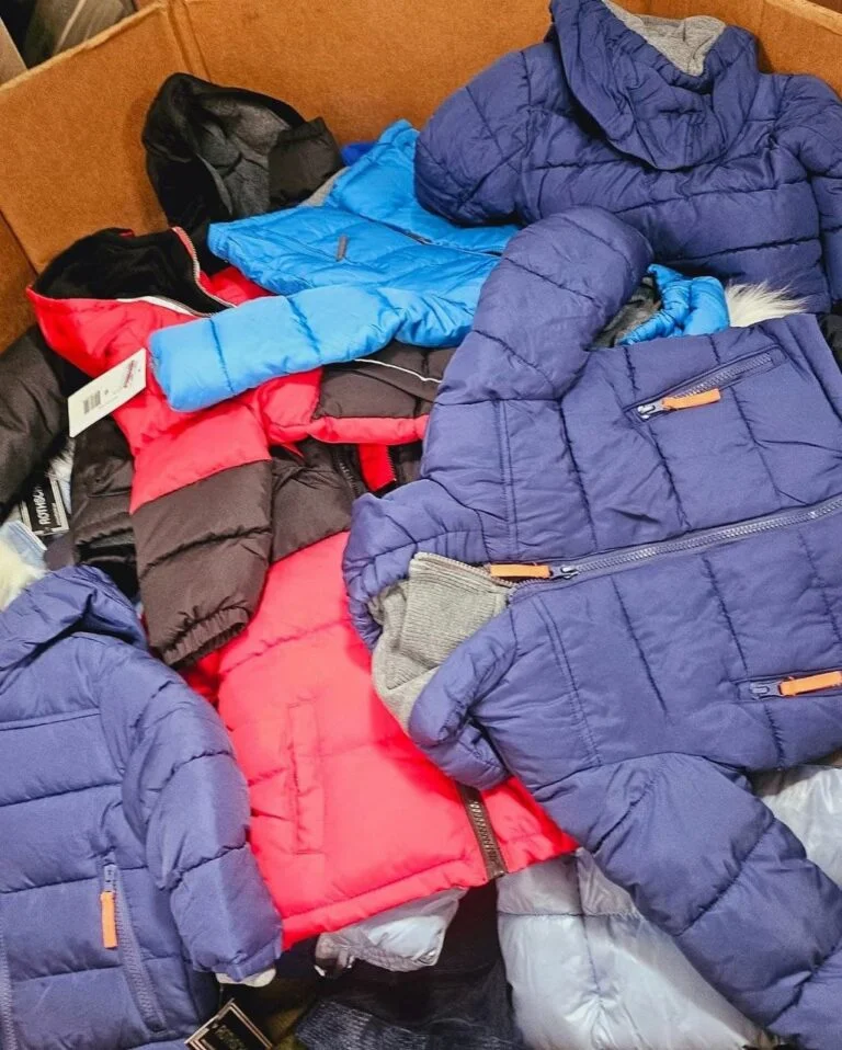 Winter-Jacket-Pallets3.webp