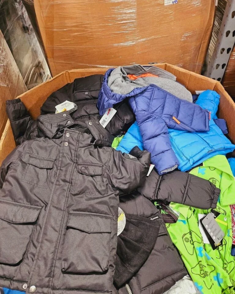 Winter-Jacket-Pallets5.webp