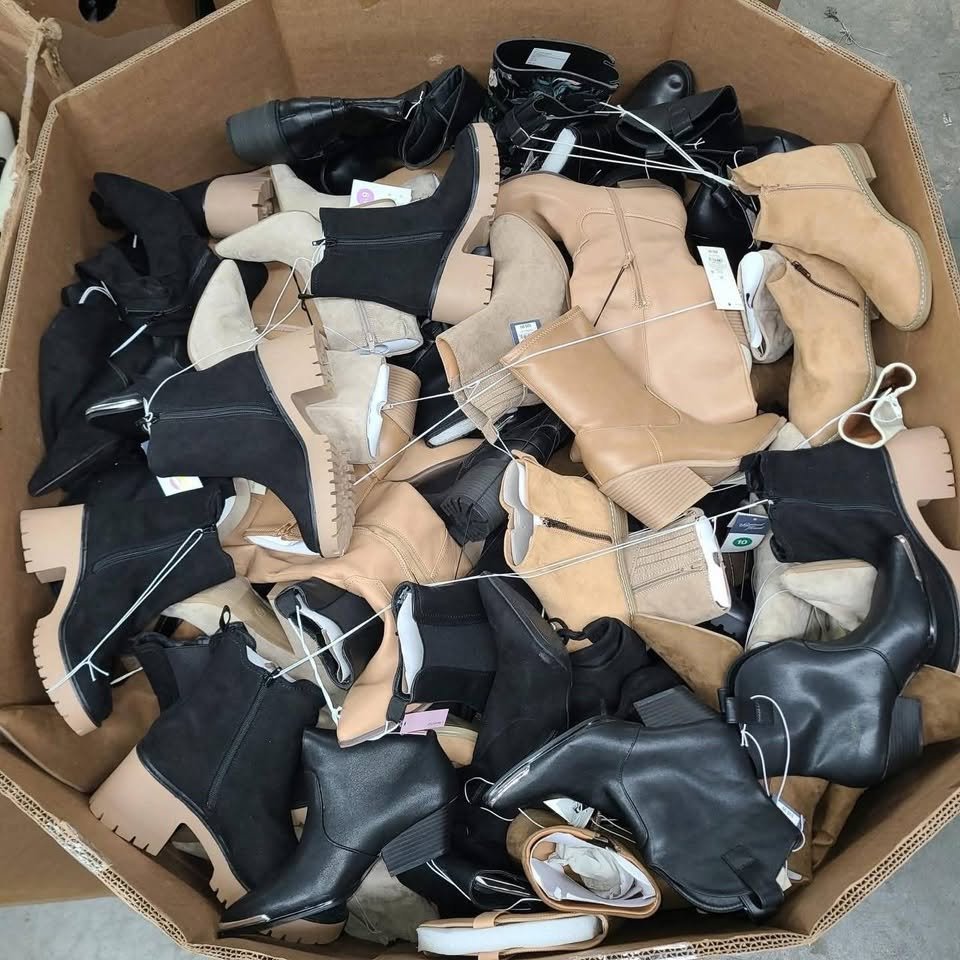 Womens-Boots-Overstock-Palletsbn.jpg