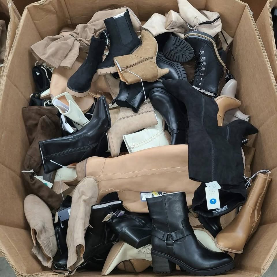 Womens-Boots-Overstock-Palletsmk.jpg