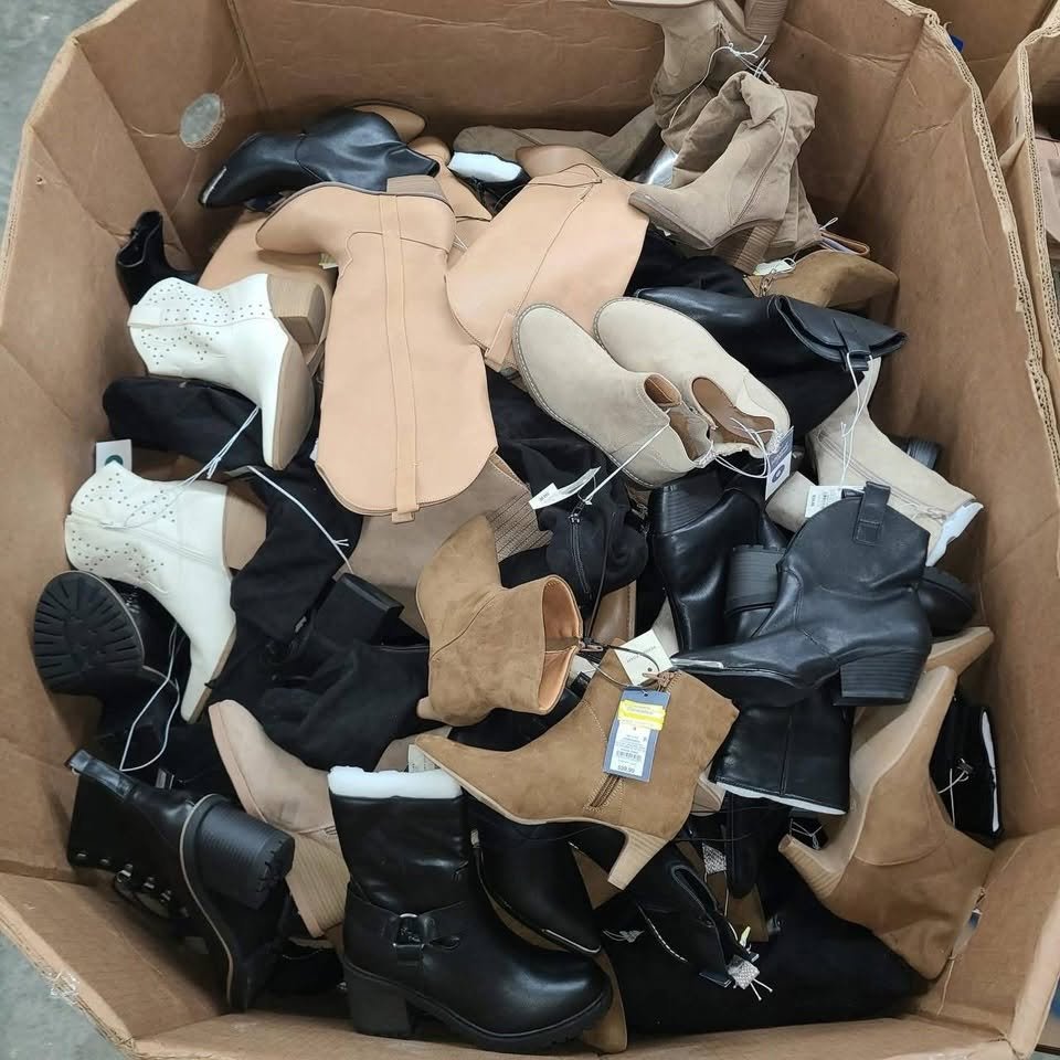 Womens-Boots-Overstock-Palletswr.jpg