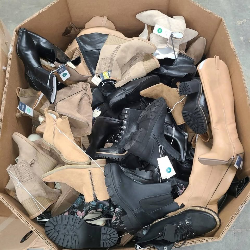 Womens-Boots-Overstock-Palletswt.jpg