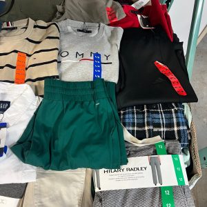 Brand Name Clothing – 300pcs Liquidation Pallet — Lot 4 - Image 3