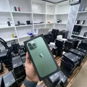 iPhone Wholesale Liquidation Pallet - Image 3
