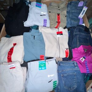 Brand Name Clothing – 250pcs Liquidation Pallet — Lot 22 - Image 4