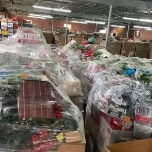 Christmas Tree Liquidation Pallet - Image 2