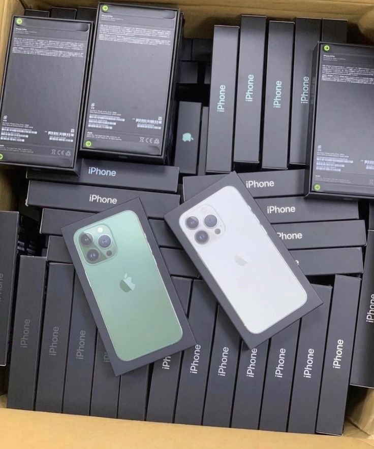 iPhone-13-Bulk-Pallets.jpg