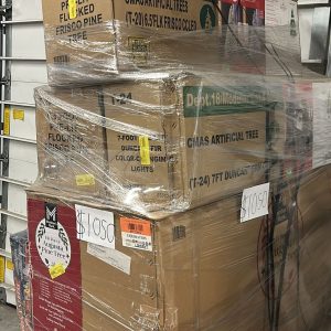 Overstock Christmas Tree Liquidation Pallet - Image 4