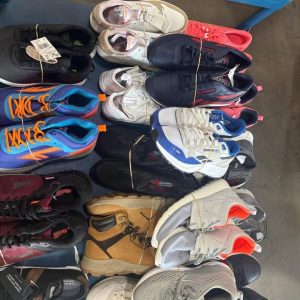 Name Brand Shoe Liquidation Pallet - Image 2