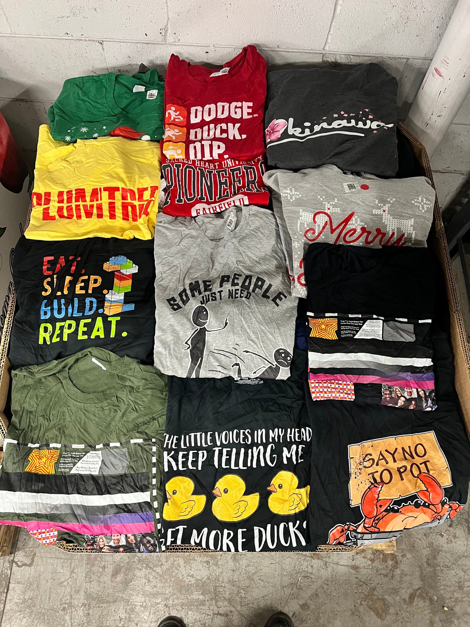 summer-clothing-5-400pcs-liquidation-wholesale-pallet-summer-clothing-5-400pcs-liquidation-wholesale-pallet-lpd-1237090009.jpg Summer Clothing – 400pcs Liquidation Pallet - Image 4