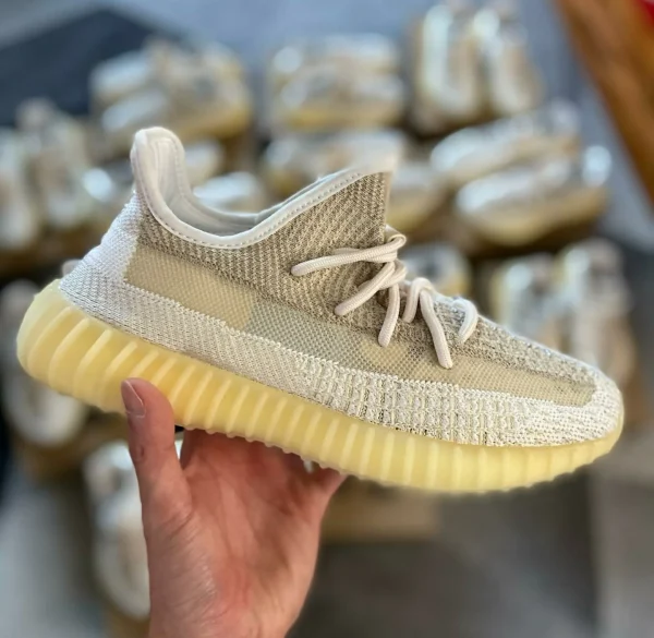 yeezy2-600x585-1.webp